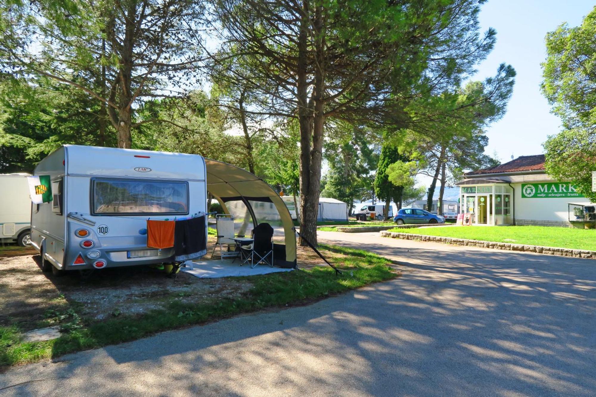 Camping Adria Ankaran - Pitches Esterno foto