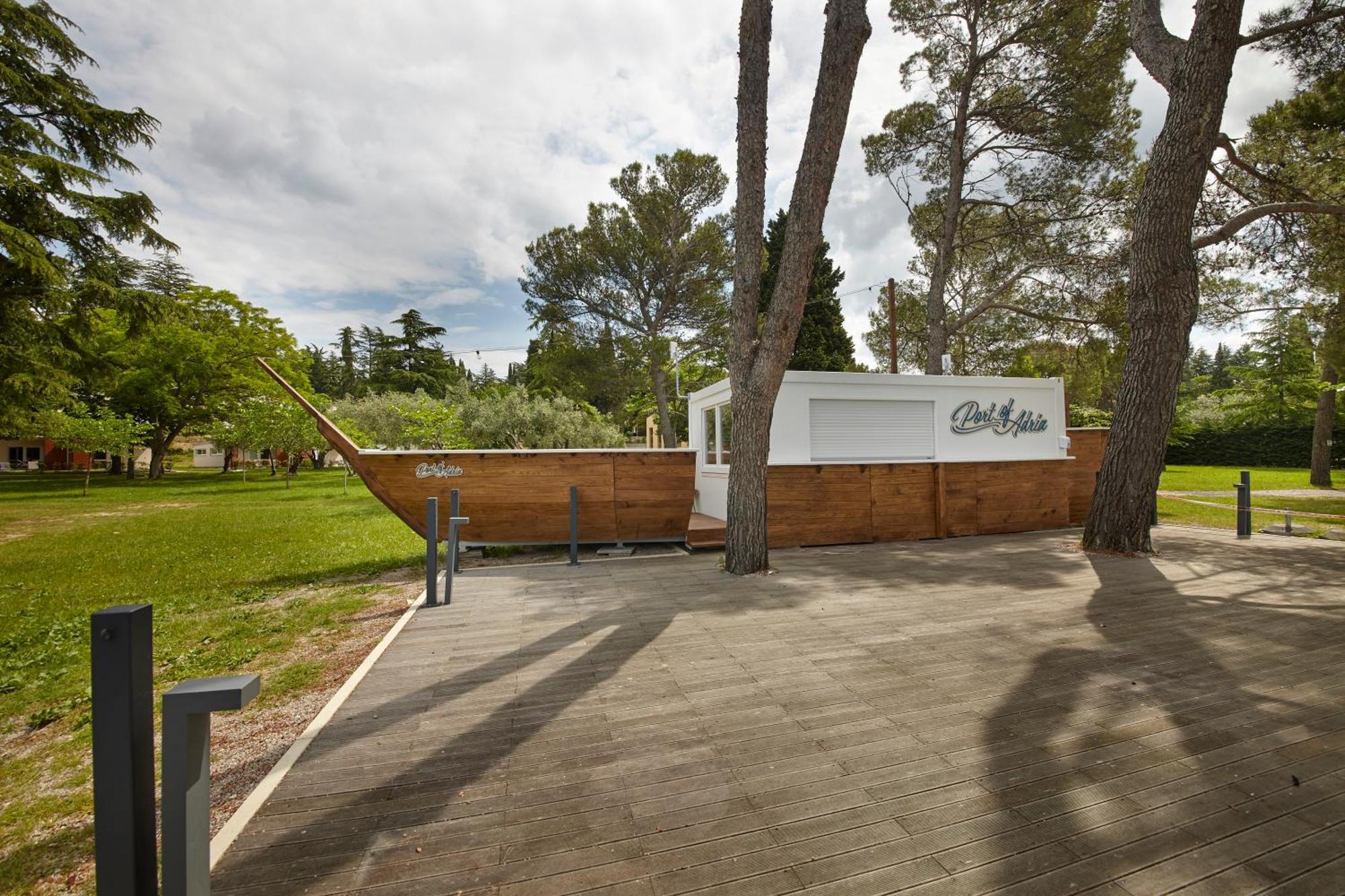 Camping Adria Ankaran - Pitches Esterno foto