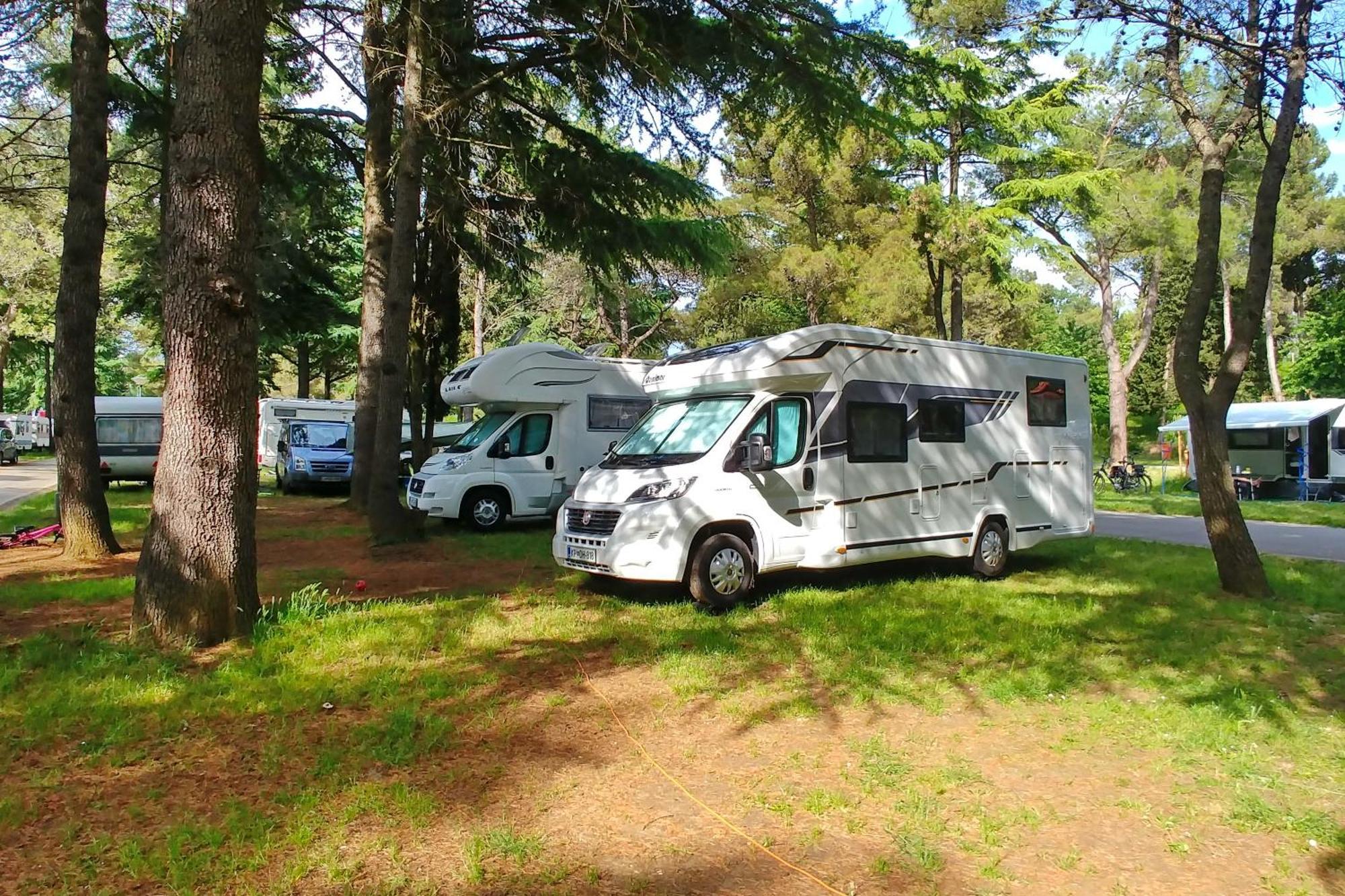 Camping Adria Ankaran - Pitches Esterno foto